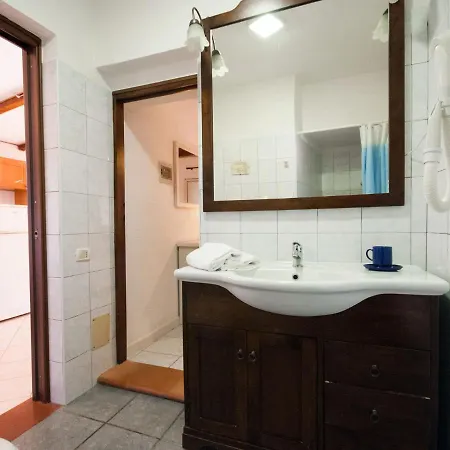 Holiday home Piccola Oasi-3 By Interhome